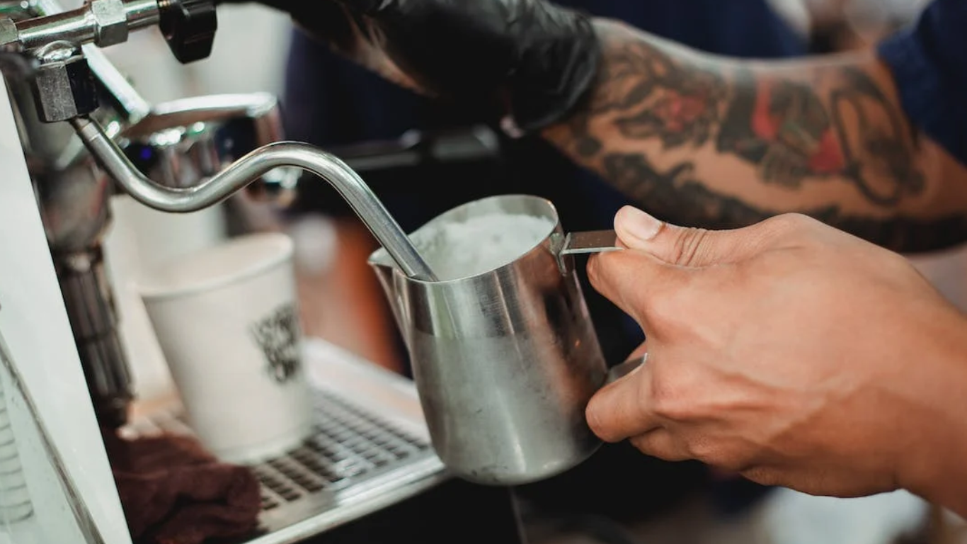 Perfecting the Coffee Brewing Process: The Pitcher Method