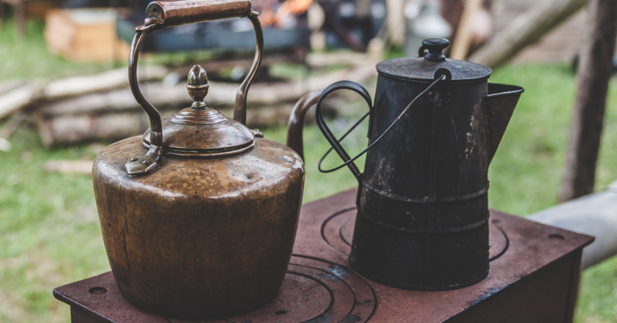 How To Brew Coffee Without Electricity – 10 Easy Ways